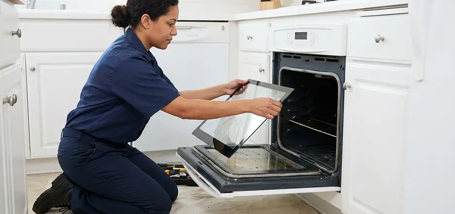 Range Oven Door Glass Replacement in Malden