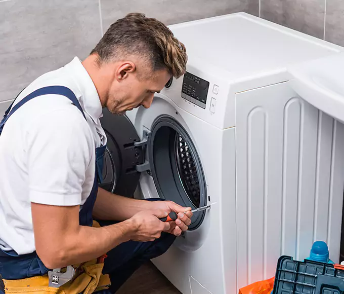 Why Malden Laundry Operators Pick Appliance Repair Malden for Every Dryer Failure?